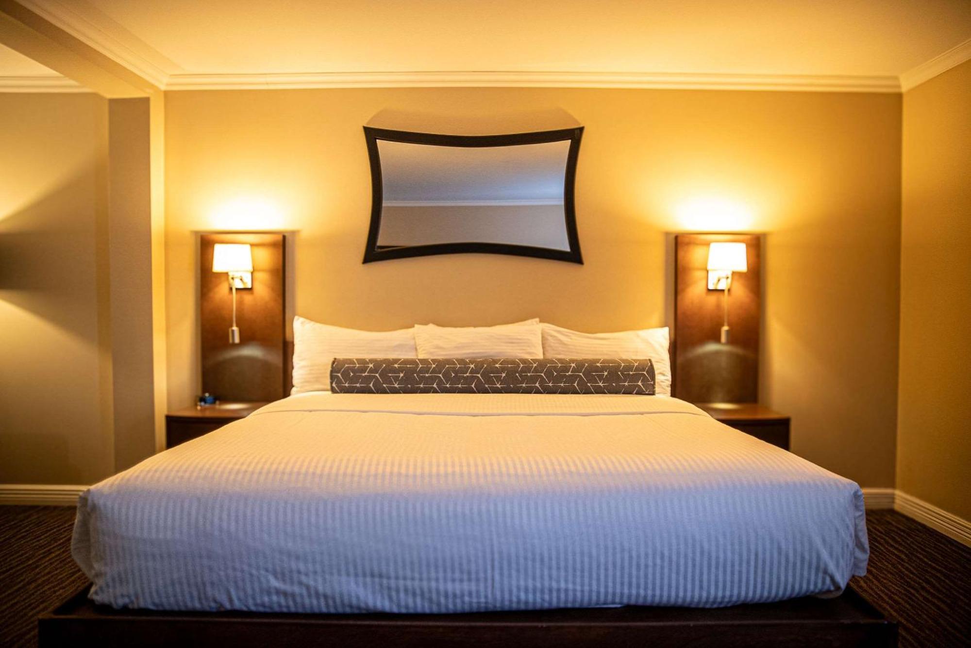 Le Noranda Hotel&Spa, Ascend Hotel Collection Rouyn-Noranda Esterno foto