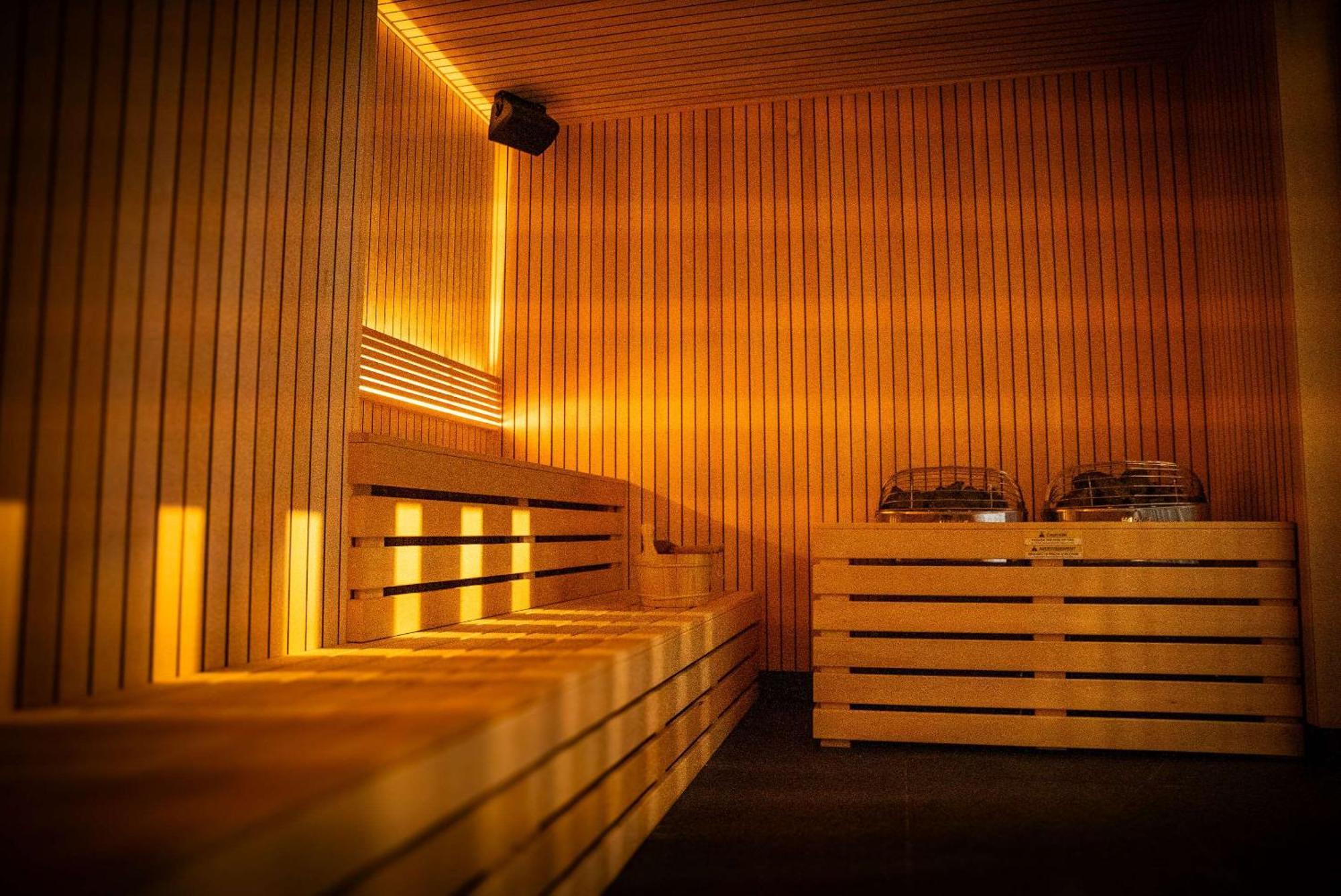Le Noranda Hotel&Spa, Ascend Hotel Collection Rouyn-Noranda Esterno foto