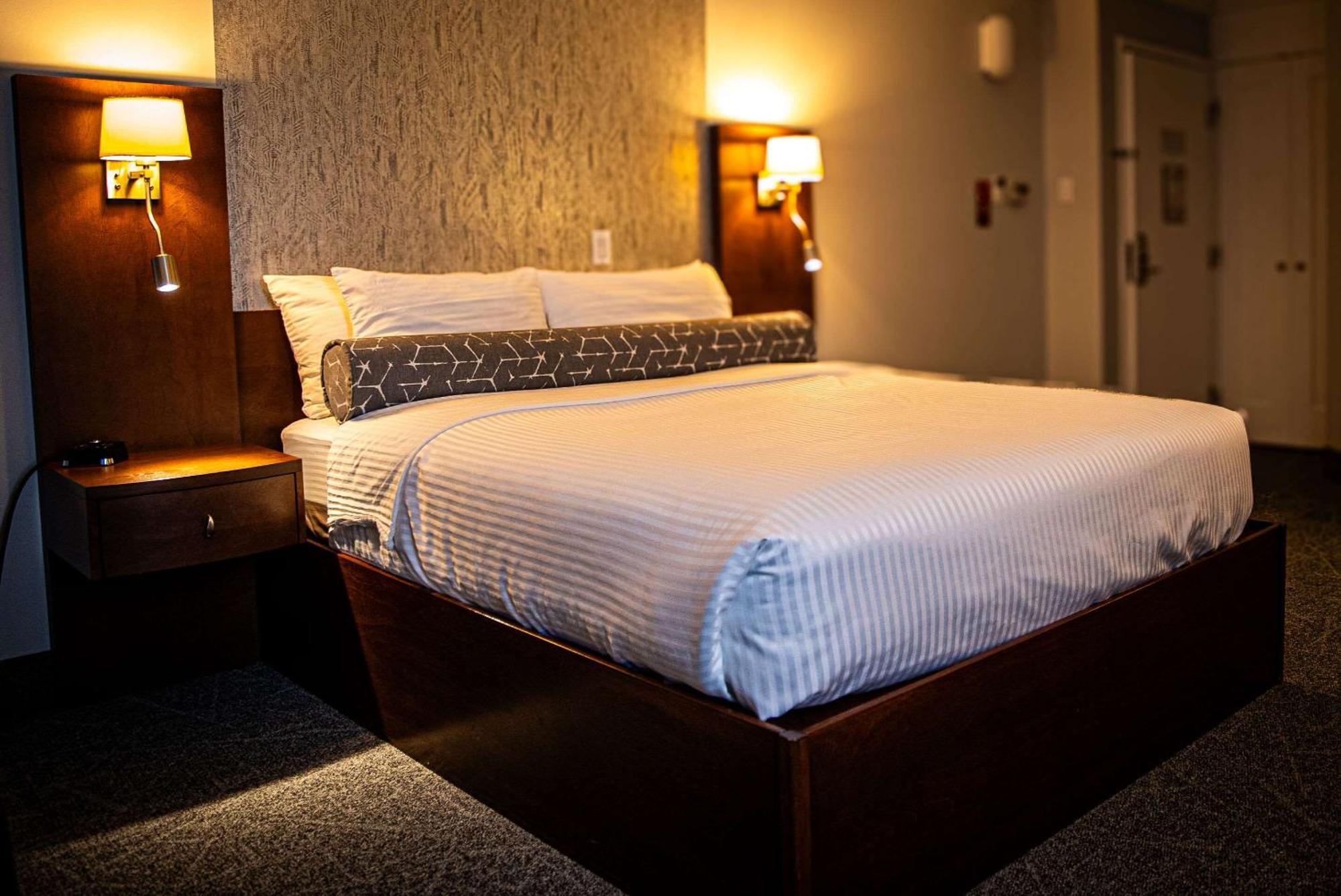 Le Noranda Hotel&Spa, Ascend Hotel Collection Rouyn-Noranda Esterno foto